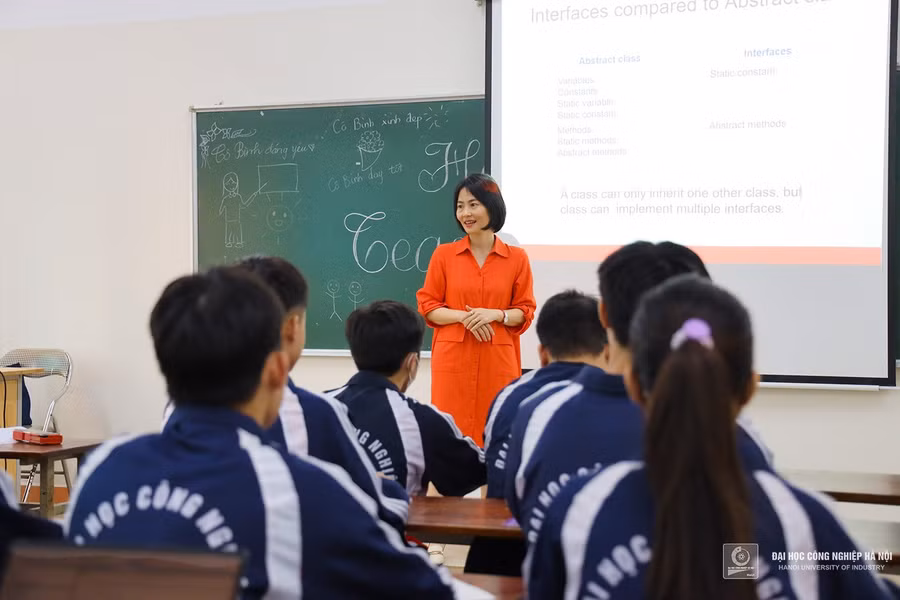 Nữ giảng viên luôn nhận được tình cảm quý mến từ sinh viên