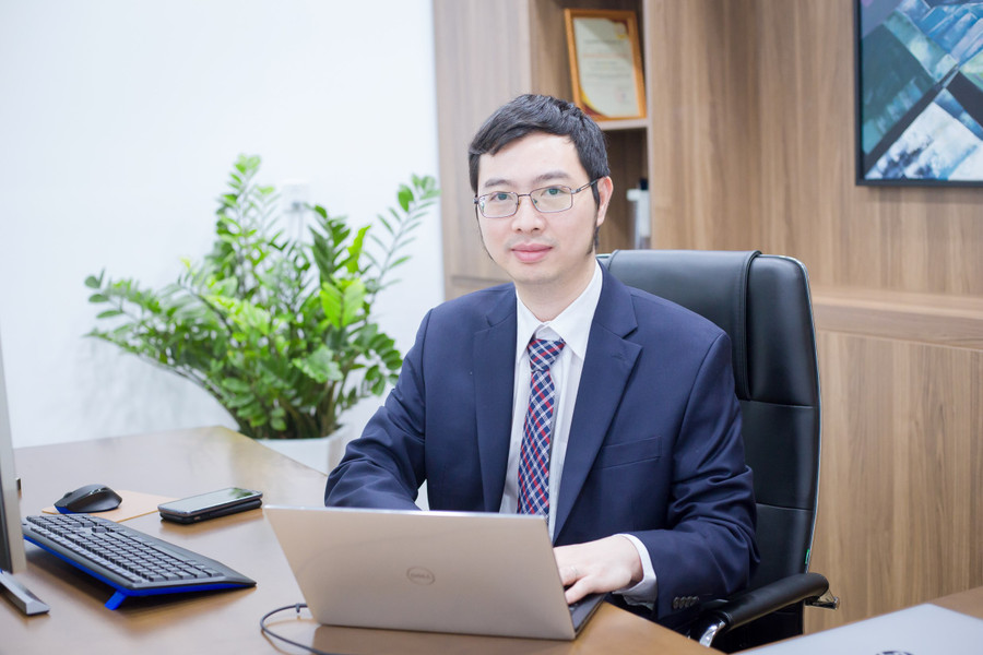 Ông Đào Đức Minh- Tổng Giám đốc Công ty CP VinBigdata: Việc ra mắt Vizone phiên bản toàn cầu khẳng định nỗ lực của VinBigdata trong việc cung cấp các sản phẩm chất lượng cao đạt chuẩn quốc tế. Ông Đào Đức Minh- Tổng Giám đốc Công ty CP VinBigdata: Việc ra mắt Vizone phiên bản toàn cầu khẳng định nỗ lực của VinBigdata trong việc cung cấp các sản phẩm chất lượng cao đạt chuẩn quốc tế.