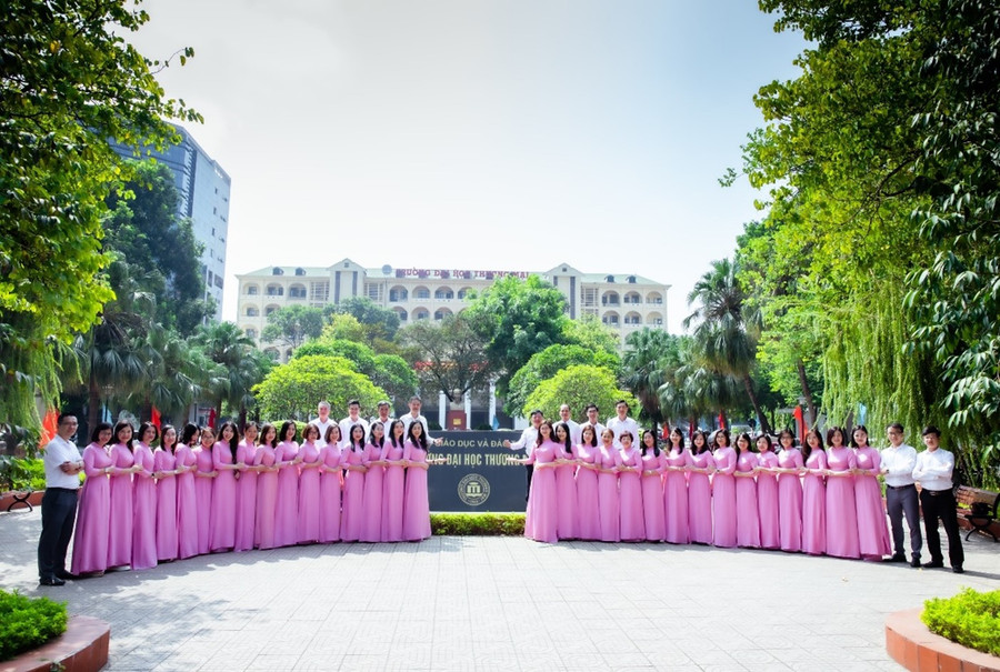 Cán bộ, Giảng viên của Viện Kế toán – Kiểm toán, Đại học Thương Mại Cán bộ, Giảng viên của Viện Kế toán – Kiểm toán, Đại học Thương Mại