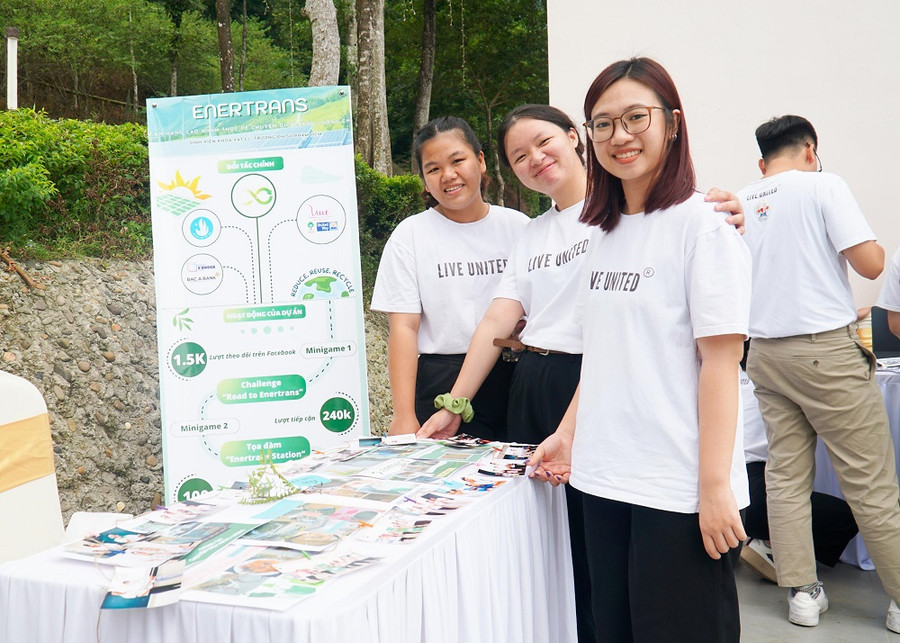 Hội thảo là cơ hội để các thành viên DynaGen ở hai miền Bắc - Nam hội tụ và trao đổi về các dự án cộng đồng do chính các nhóm triển khai.