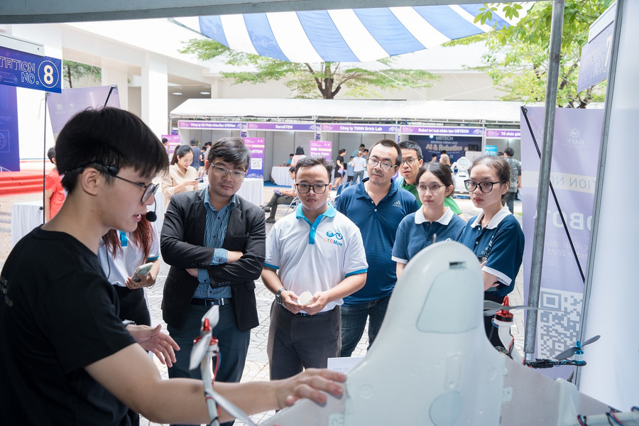 Đa số các dự án còn được đưa vào triển khai trong thực tế và thu được một số kết quả đáng khích lệ.