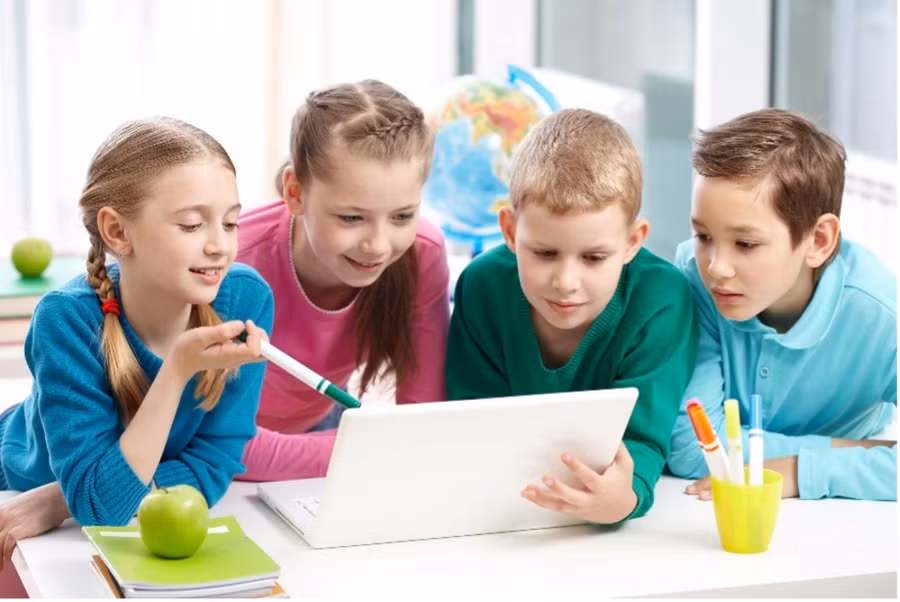 Học sinh quốc tế trải nghiệm nền tảng Toán với Eduten