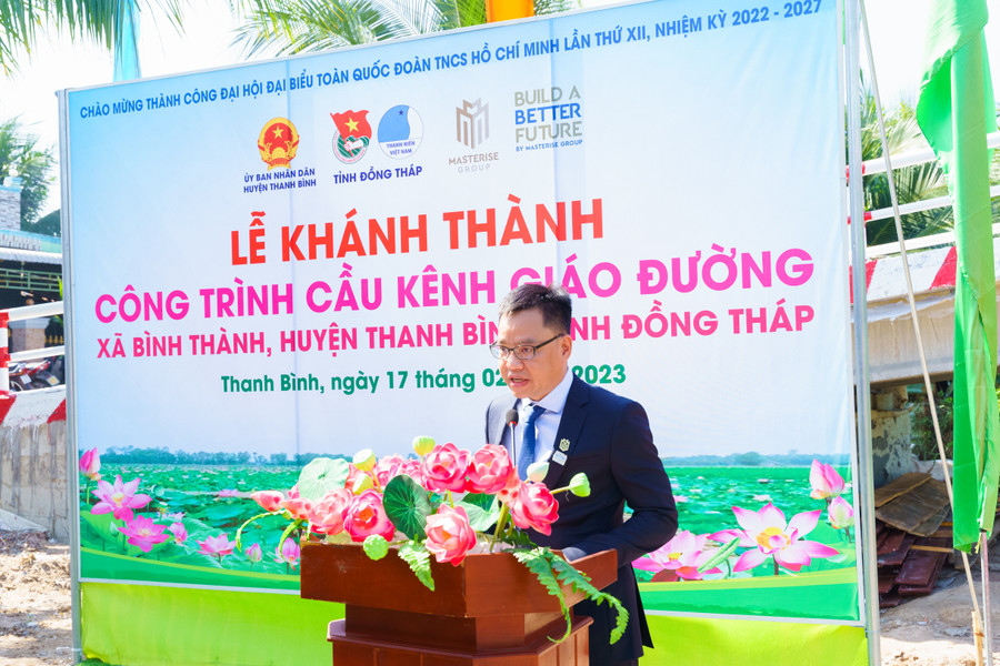 Đại diện Masterise Group, ông Võ Trí Anh - Phó Tổng Giám đốc kiêm Giám đốc Khối Dự án phát biểu tại lễ khánh thành Đại diện Masterise Group, ông Võ Trí Anh - Phó Tổng Giám đốc kiêm Giám đốc Khối Dự án phát biểu tại lễ khánh thành