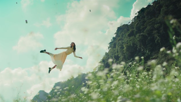 “Hai từ thôi: đẹp và lạ!" – người tiêu dùng Đức Tùng nhận xét. “Hai từ thôi: đẹp và lạ!" – người tiêu dùng Đức Tùng nhận xét.