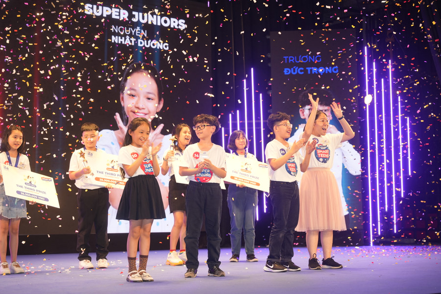Nhật Dương trên sân khấu Speak up 2022. Nhật Dương trên sân khấu Speak up 2022.