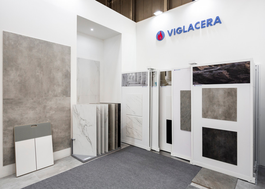 Viglacera là doanh nghiệp duy nhất tại Việt Nam có gian hàng trưng bày sản phẩm tại triển lãm vật liệu xây dựng và thiết kế quốc tế lớn nhất thế giới Cersaie tại Bologna (Ý) năm 2023