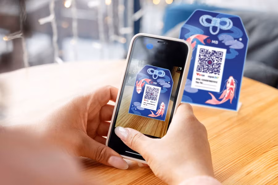 Quét mã QR trở thành phương thức thanh toán quen thuộc.