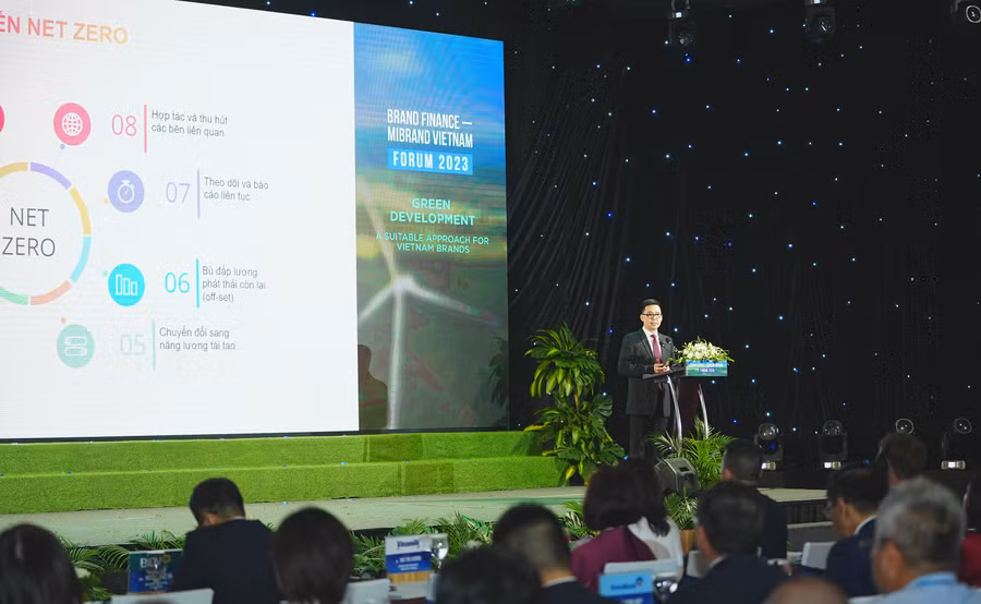 Ông Nguyễn Việt Dũng, Tổng Giám đốc Bureau Veritas Việt Nam chia sẻ về Vinamilk như một mô hình điển hình về doanh nghiệp tiên phong với Net Zero tại Việt Nam.