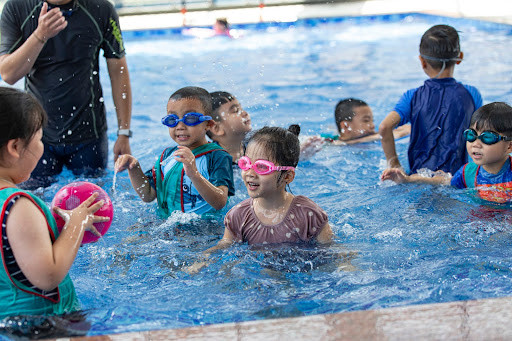 Nhiều hoạt động phong phú, đa dạng giúp học sinh phát triển toàn diện kỹ năng Nhiều hoạt động phong phú, đa dạng giúp học sinh phát triển toàn diện kỹ năng