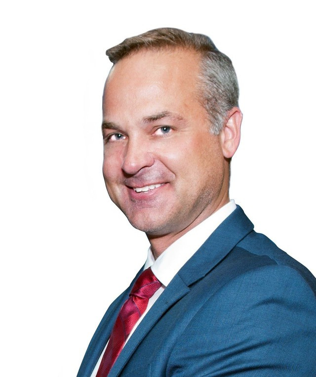 TS. Kyle Konold là người sáng lập, Giám đốc Điều hành và Giám đốc Học viện Delta. TS. Kyle Konold là người sáng lập, Giám đốc Điều hành và Giám đốc Học viện Delta.