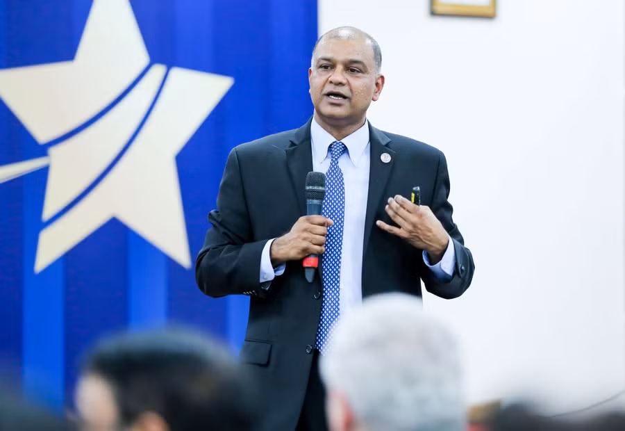 Giáo sư Rohit Verma cho rằng vẫn còn rất nhiều việc phải làm để đưa VinUni vào danh sách những đại học hàng đầu thế giới.