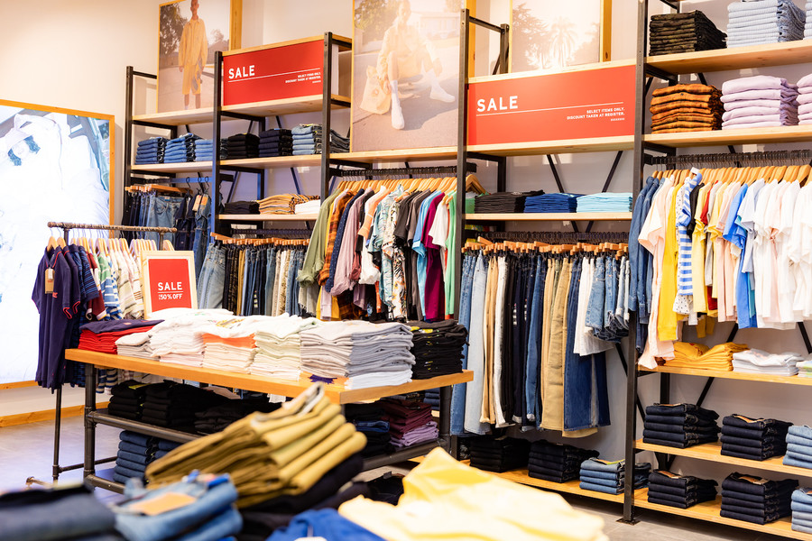 Cơ hội “vàng” cho khách hàng diện đồ auth không lo đau ví.