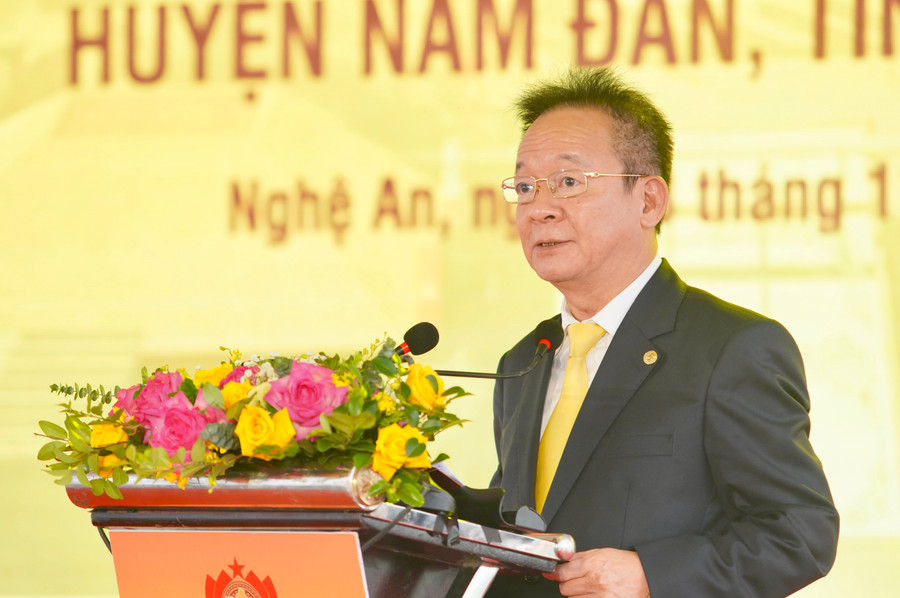 : Ông Đỗ Quang Hiển, Chủ tịch Ủy ban Chiến lược Tập đoàn T&T Group phát biểu tại Lễ khởi công hai dự án. : Ông Đỗ Quang Hiển, Chủ tịch Ủy ban Chiến lược Tập đoàn T&T Group phát biểu tại Lễ khởi công hai dự án.