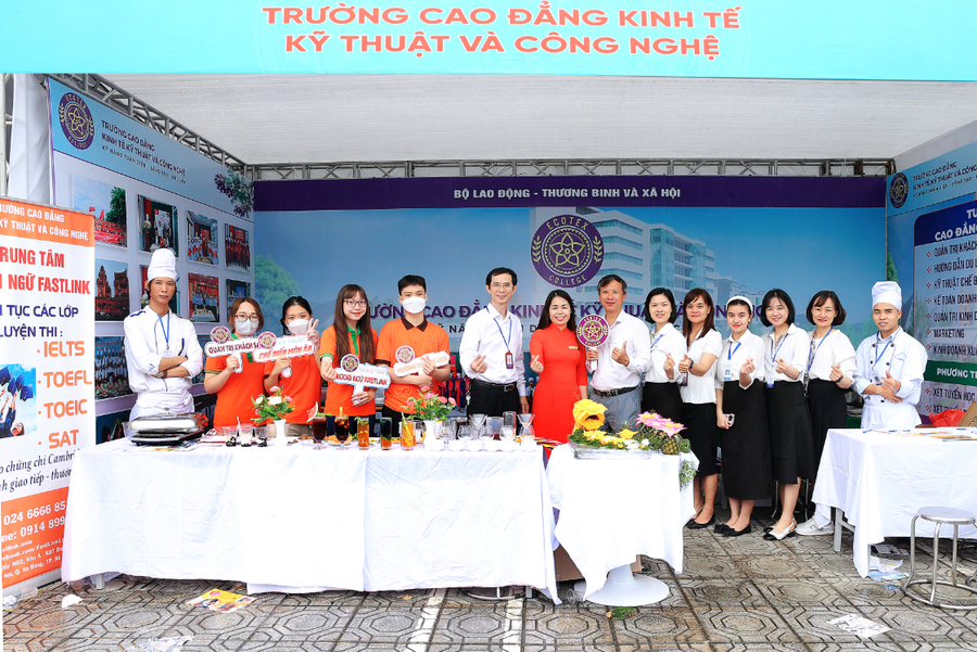 Ecotex khẳng định vị thế Trường Cao đẳng thực hành chất lượng cao