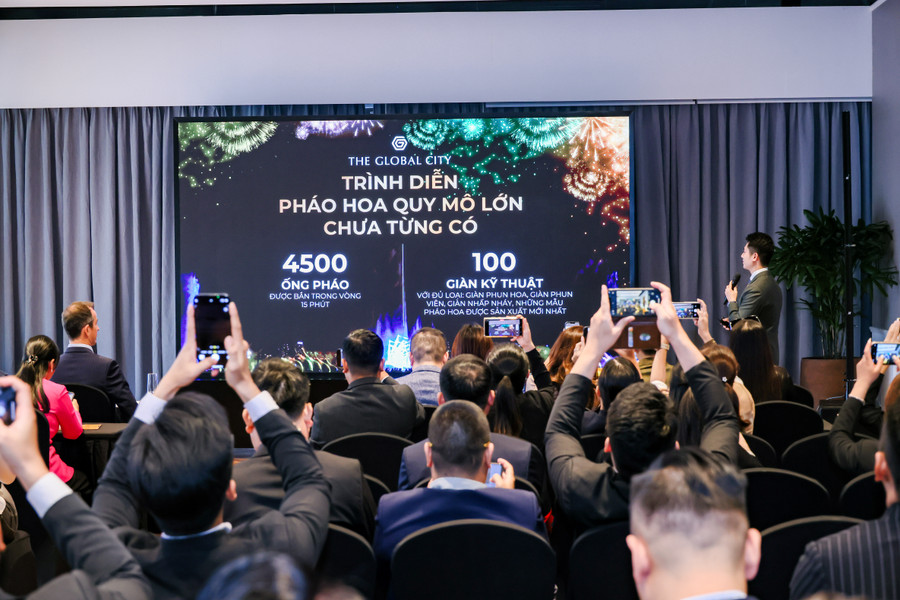 Những thông tin đầu tiên của “Luxury Countdown Party 2024” đã được công bố chiều ngày 18/12/2023.