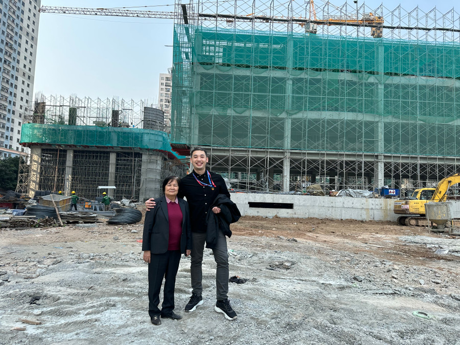 Nhà giáo Phạm Bích Ngà - Nhà sáng lập Hệ thống Giáo dục Ngôi Sao Hà Nội và ông Trương Hoàng Nam - Chủ tịch Hệ thống Giáo dục Ngôi Sao Hà Nội tại cơ sở 2. Nhà giáo Phạm Bích Ngà - Nhà sáng lập Hệ thống Giáo dục Ngôi Sao Hà Nội và ông Trương Hoàng Nam - Chủ tịch Hệ thống Giáo dục Ngôi Sao Hà Nội tại cơ sở 2.