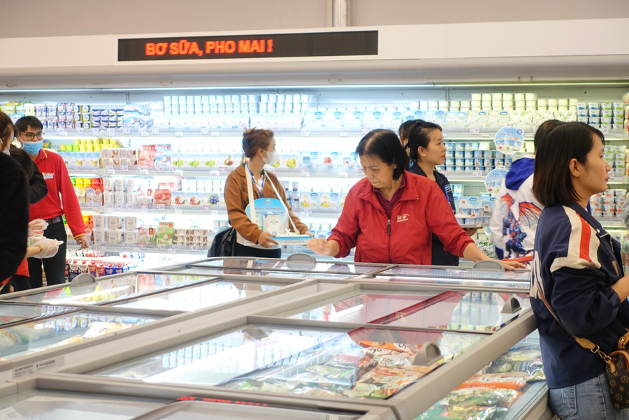 Hàng hoá đa dạng, chất lượng là ưu tiên hàng đầu của người tiêu dùng.