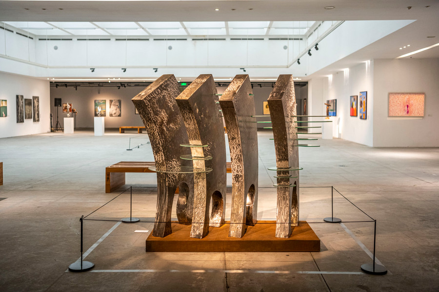 Tác phẩm New vitality - Sức sống mới của các Nghệ sĩ Dương Đức Duy, Nguyễn Đăng Nam, Nguyễn Thị Hải An.