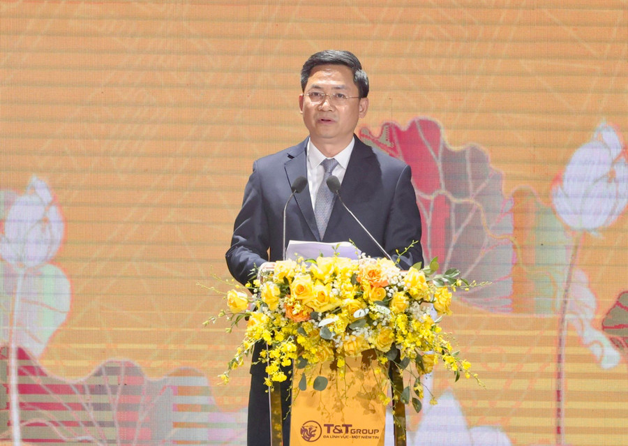 Ông Hà Minh Hải, Phó Chủ tịch UBND thành phố Hà Nội phát biểu tại buổi lễ. Ông Hà Minh Hải, Phó Chủ tịch UBND thành phố Hà Nội phát biểu tại buổi lễ.