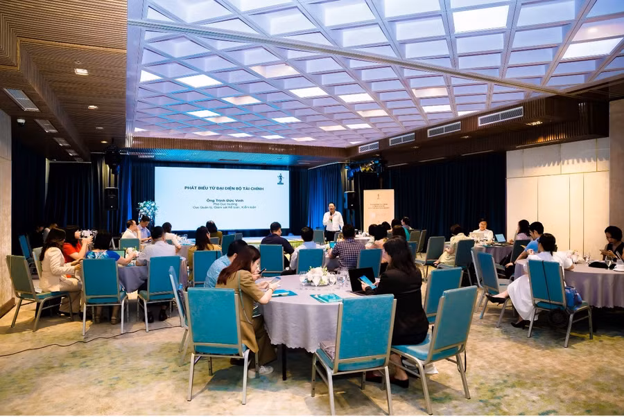 Tọa đàm chia sẻ kinh nghiệm tích hợp chương trình ICAEW CFAB và ICAEW ACA 