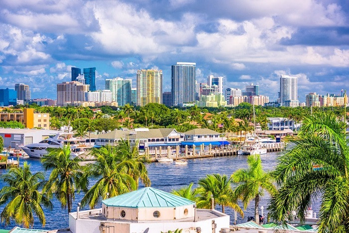 Miami Florida là một thành phố biển tuyệt vời cho các kỳ nghỉ ở Mỹ Miami Florida là một thành phố biển tuyệt vời cho các kỳ nghỉ ở Mỹ