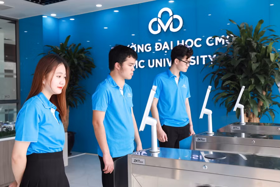 Sinh viên Trường Đại học CMC được trang bị những điều kiện tối ưu nhất cho việc học tập, nghiên cứu Sinh viên Trường Đại học CMC được trang bị những điều kiện tối ưu nhất cho việc học tập, nghiên cứu