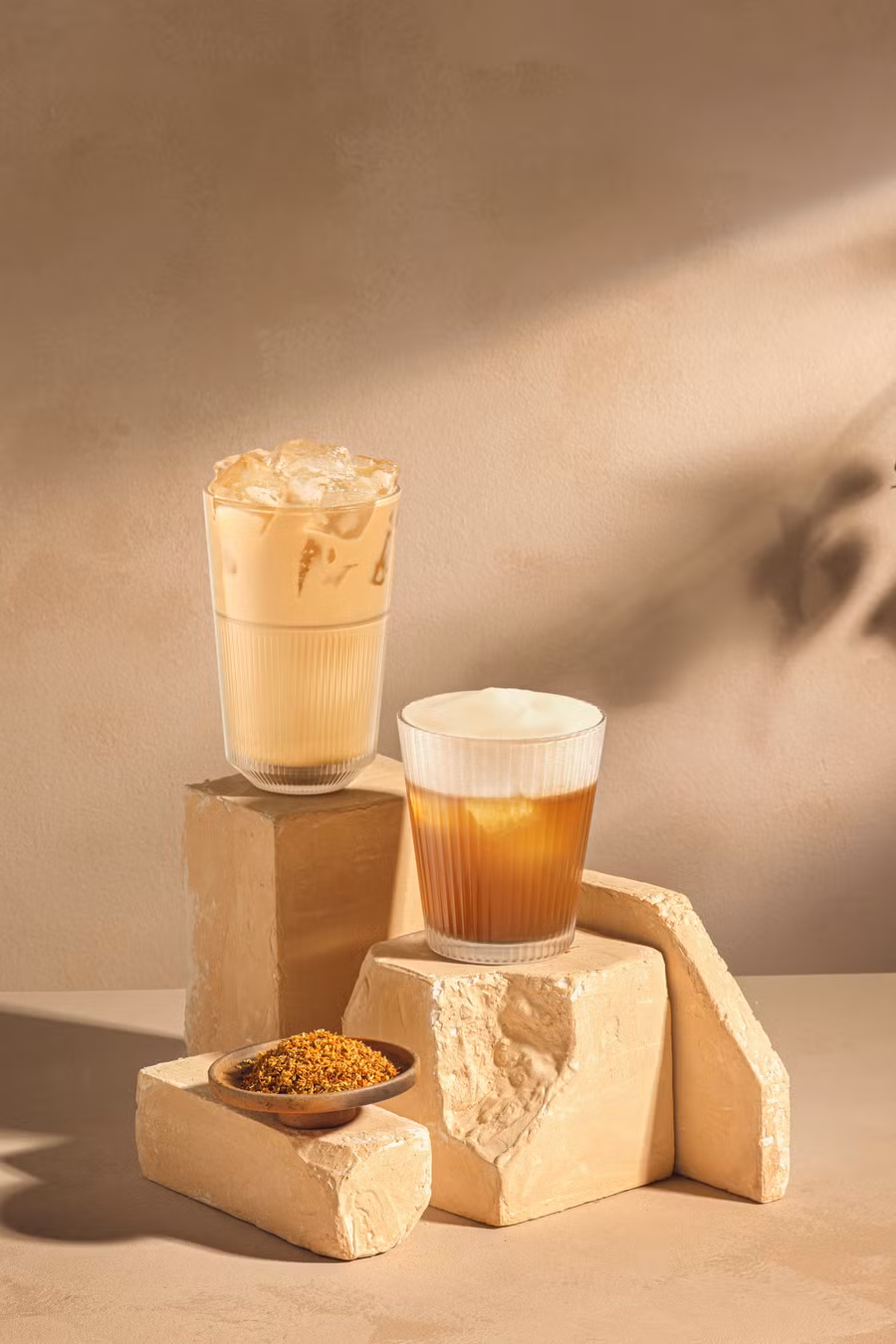 Silky Oolong Osmanthus và Milk tea Oolong Osmanthus vừa ra mắt của Phúc Long