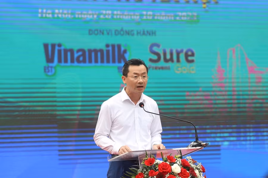 Ông Phạm Xuân Tài – Phó giám đốc Sở Văn hóa và Thể thao Hà Nội – phát biểu khai mạc sự kiện.