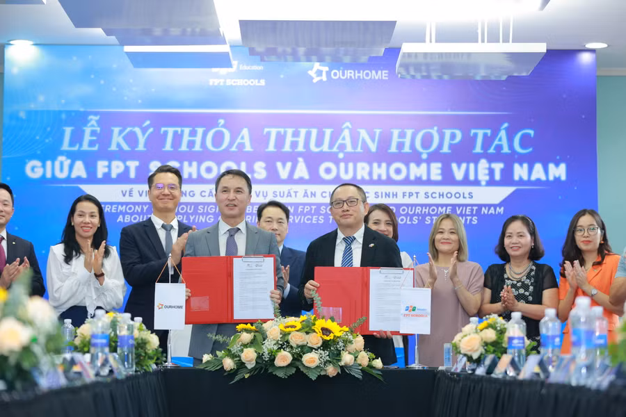 FPT Schools và OurHome Vietnam ký kết thỏa thuận hợp tác.