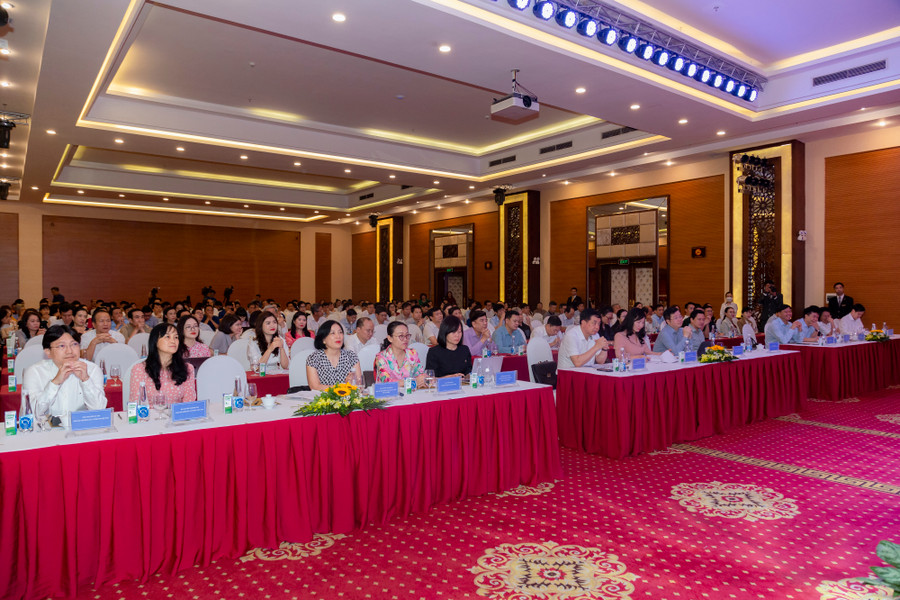 Chương trình hội thảo thu hút đông đảo đại diện các Đài truyền hình, các đơn vị truyền thông trên cả nước. Chương trình hội thảo thu hút đông đảo đại diện các Đài truyền hình, các đơn vị truyền thông trên cả nước.