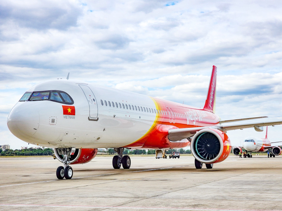 Tàu bay A321neo ACF mới của Vietjet đã về tới sân bay Tân Sơn Nhất, TP.HCM Tàu bay A321neo ACF mới của Vietjet đã về tới sân bay Tân Sơn Nhất, TP.HCM