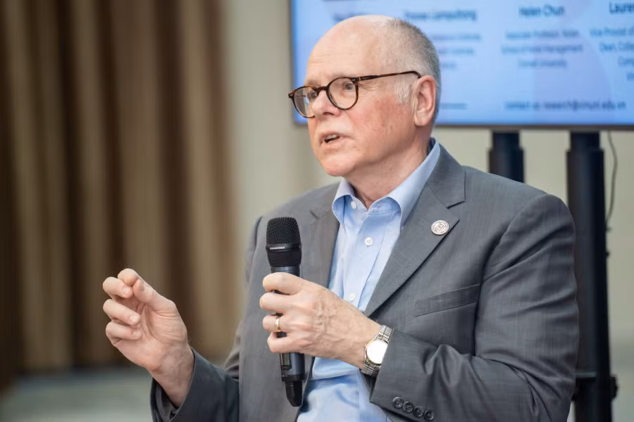 Giáo sư Max Pfeffer chia sẻ về hành trình của Cornell – VinUni trong 5 năm qua