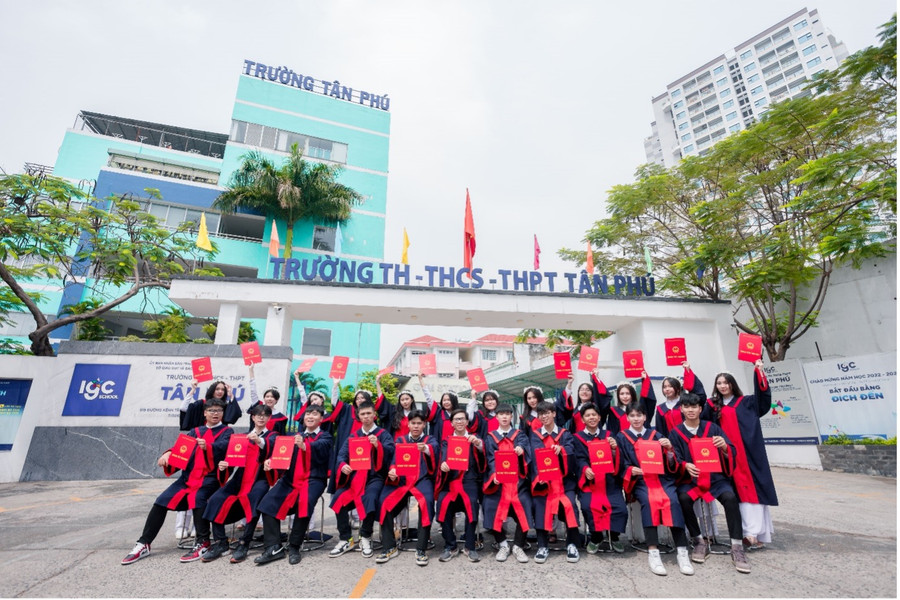 IGC Group tạo điều kiện và cam kết đồng hành cùng những học sinh có thành tích và nỗ lực vượt trội. IGC Group tạo điều kiện và cam kết đồng hành cùng những học sinh có thành tích và nỗ lực vượt trội.