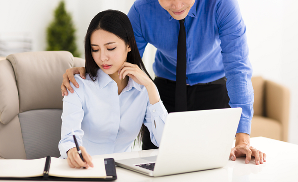 Chấp nhận lui về hậu phương và sống như một bà hoàng, cái kết tôi nhận lại chẳng hề ngọt ngào như mộng tưởng - Ảnh 1. Chấp nhận lui về hậu phương và sống như một bà hoàng, cái kết tôi nhận lại chẳng hề ngọt ngào như mộng tưởng - Ảnh 1.