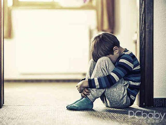 Những ảnh hưởng nặng nề khi dạy con “thương cho roi cho vọt“ ảnh 2 nhung anh huong nang ne cua phuong phap day con "thuong cho roi cho vot" - 2