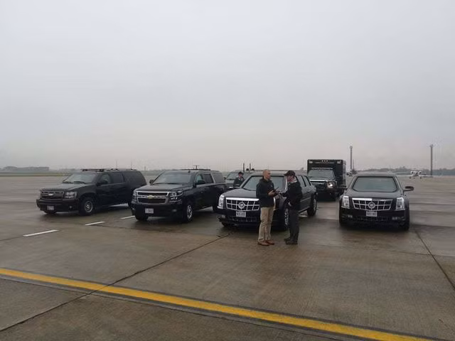 Chuyên cơ chở Tổng thống Donald Trump được “ưu tiên đặc biệt” khi tới Nội Bài - 2