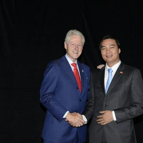 Hôn phu của Á hậu Ngô Thanh Thanh Tú: Đại gia giàu lẫy lừng xuất thân từ... bán kem dạo ảnh 15 Hôn phu của Á hậu Thanh Tú: Cuộc đời từ chàng trai bán kem đến đại gia giàu lừng lẫy-15