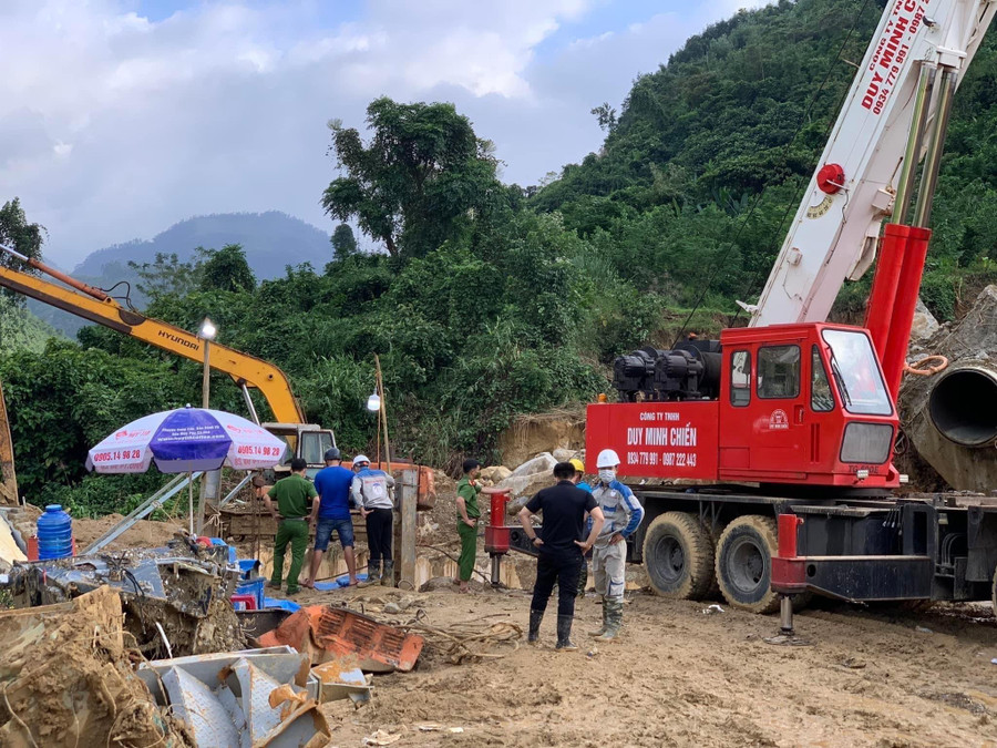 Thi thể kỹ sư Nguyễn Nhật Nam được tìm thấy dưới hầm máy phát điện.