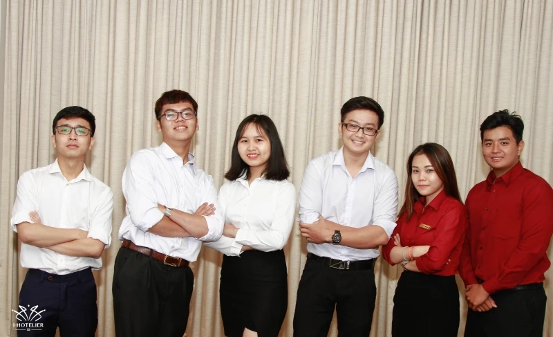 Đội Eagle đạt giải quán quân I Hotelier 2019