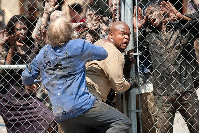 10 cái chết gây xúc động nhất trong series The Walking Dead ảnh 3 10 cái chết gây xúc động nhất trong series The Walking Dead