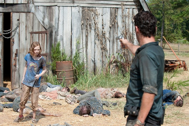 10 cái chết gây xúc động nhất trong series The Walking Dead ảnh 4 10 cái chết gây xúc động nhất trong series The Walking Dead