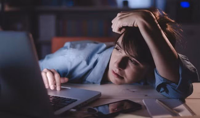 Đang bị mụn, hạn chế làm 5 việc này để không khiến mụn thêm tồi tệ