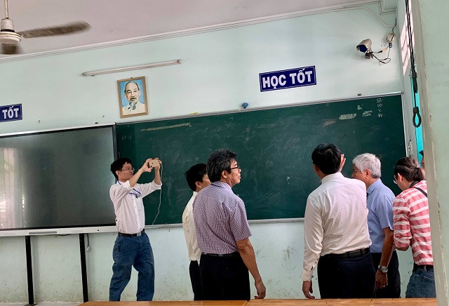 Thứ trưởng Nguyễn Văn Phúc đặc biệt lưu ý các camera trong phòng thi