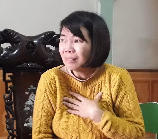 Cô giáo Lê Thị Loan nghẹn nghào kể lại sự việc