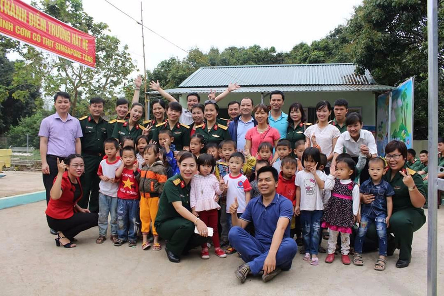 Cô Nga kết nối, thực hiện nhiều chương trình thiện nguyện ý nghĩa, hiệu quả, được đông đảo các tổ chức, cá nhân chung tay. Cô Nga kết nối, thực hiện nhiều chương trình thiện nguyện ý nghĩa, hiệu quả, được đông đảo các tổ chức, cá nhân chung tay.