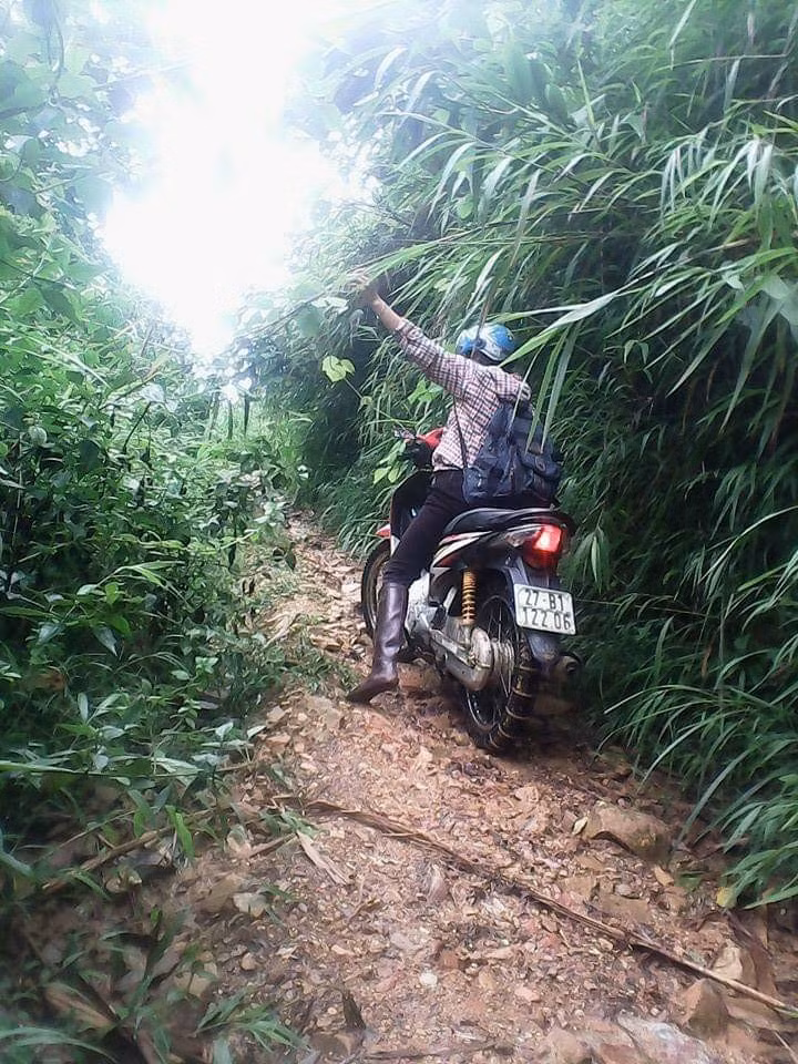 Đường đến điểm trung tâm trường Mầm non số 2 xã Na Tông.