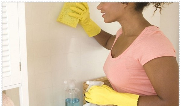 5 mẹo mà bạn nên thường xuyên áp dụng để phòng tắm luôn thơm, sạch như khách sạn - Ảnh 2.