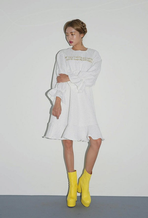 Những gam màu các nàng đừng diện để tránh đen đủi trong ngày đầu năm mới 2020 ảnh 7 ngay dau tien cua nam moi 2020, day la nhung gam mau cac nang dung dien de tranh den dui - 8