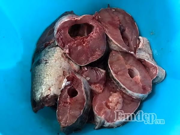 Ca qua kho chuoi xanh thom ngon cho ngay mua