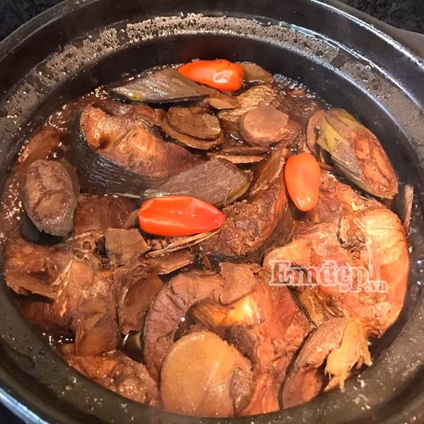 Ca qua kho chuoi xanh thom ngon cho ngay mua